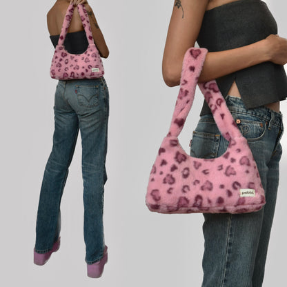 Cheetah Baguette Bag 1.0